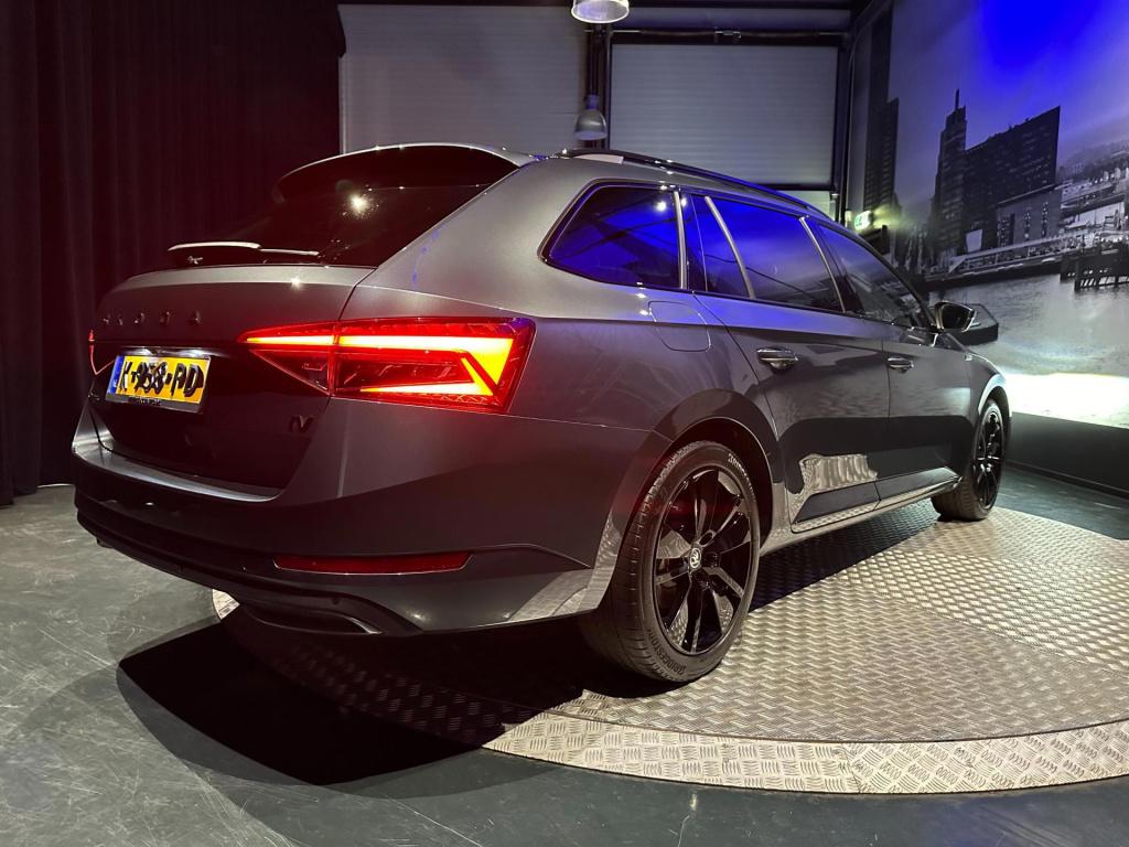 Skoda Superb combi 1.4 tsi iv sportline business *keyless*virtual*camera*sf