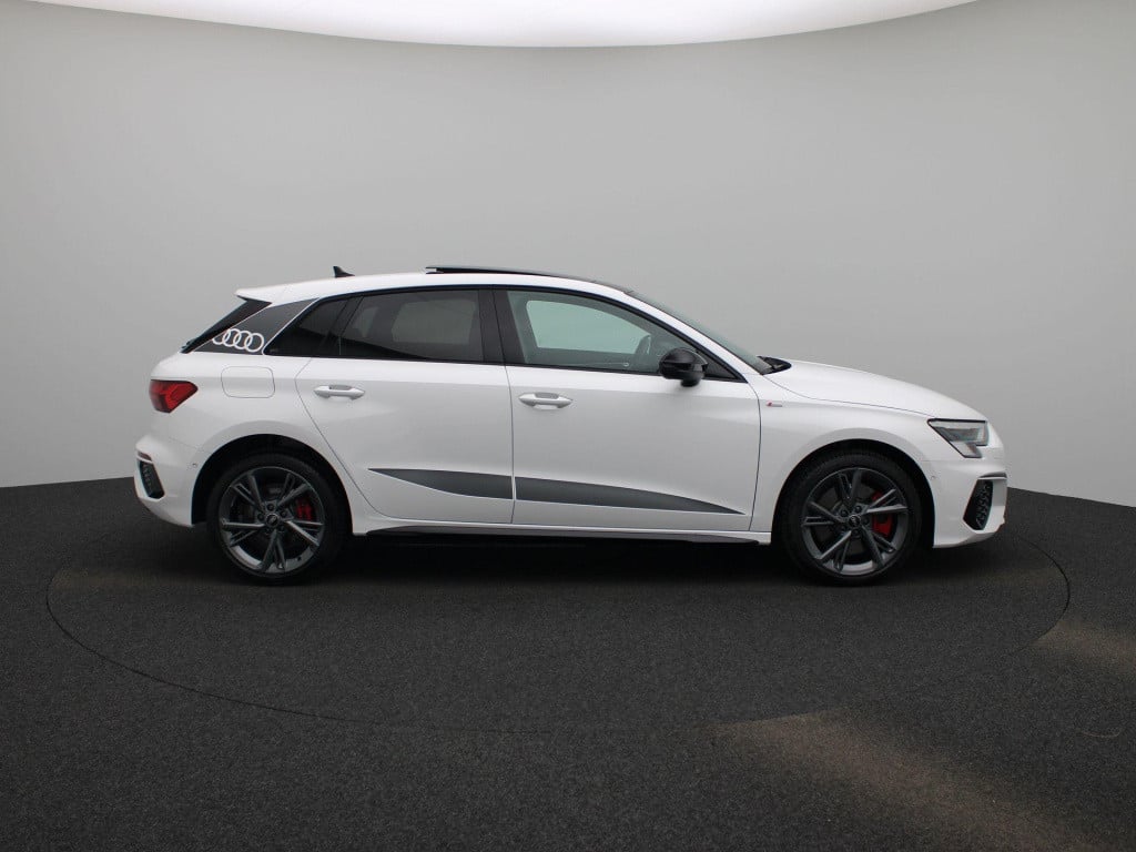 Audi A3 sportback 45 tfsi e s edition competition 245 pk | s-line | automaa