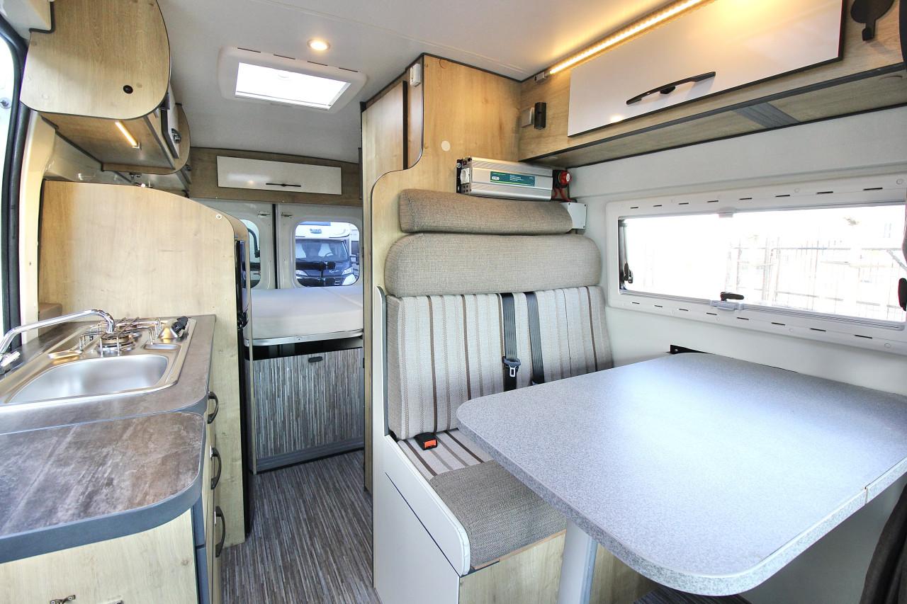 Roller Team Livingstone (Vast bed, 77.000KM, met véél opties!!!)