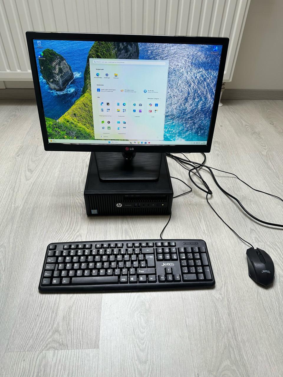 Desktop PC set Core i5 / 8GB ram/Windows11 / SSD 180GB