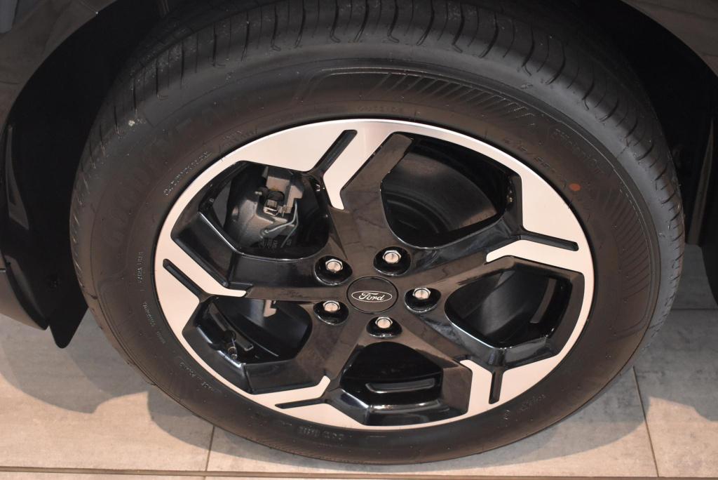 Ford E-transit cour. limited 44 kwh | showroom voorraad | trekhaak | laadvl