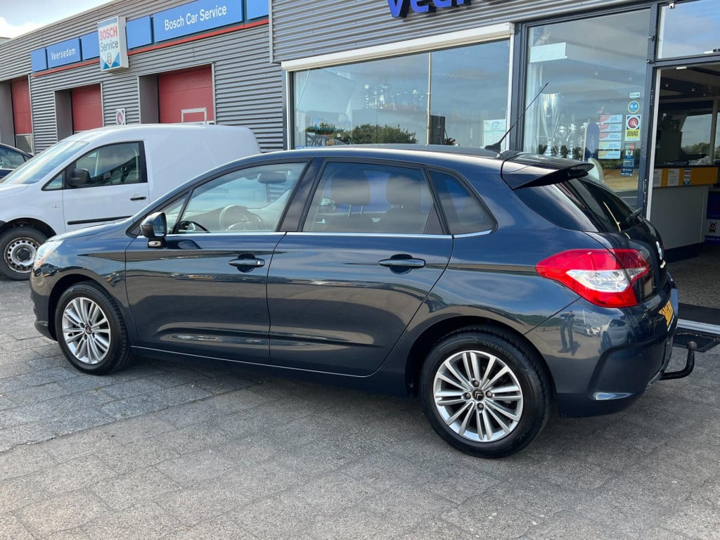 Citroen C4 1.6 vti collection, navi, trekhaak enz...