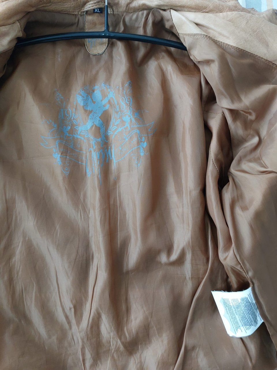 Zeer mooi, soepel vallend, kort echt leder Damesjasje mt XL(42)