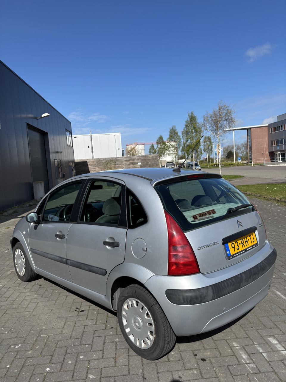 Citroën C3 1.4 I 2005 Grijs | 134.237 KM NAP | NIEUWE APK!