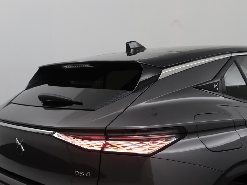 Ds Ds 4 plug-in hybrid 225pk | pallas | pack comfort | pack tech | 2 + 6jaa