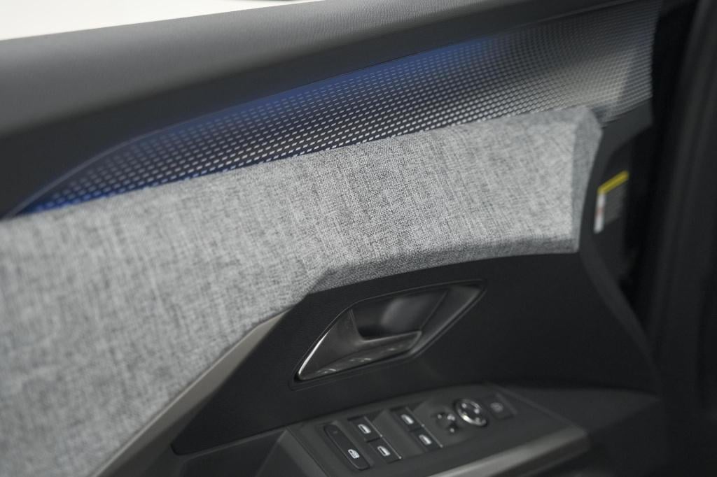 Peugeot 3008 1.2 hybrid 136 gt | camera | adaptieve cruise control | elektr