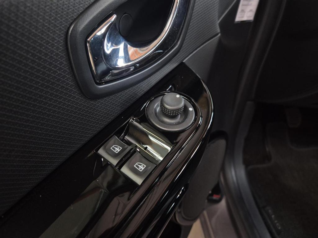 Renault Clio 0.9 tce expression / origineel nl / airco / cruisecontrol