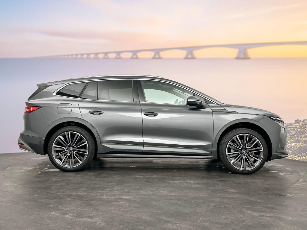 Skoda Enyaq Iv business edition elektromotor 210 kw / 286 pk suv