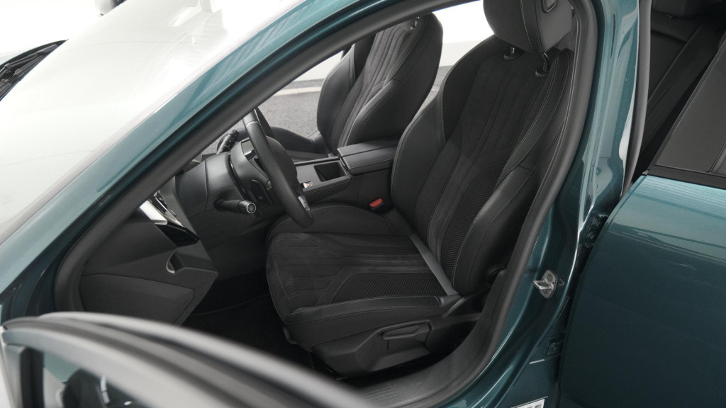 Peugeot 308 sw puretech 130 eat8 gt | camera | adaptieve cruise control | e