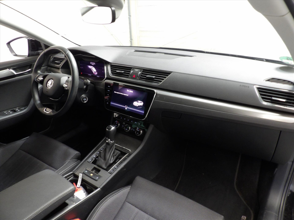 Skoda Superb combi 1.4 tsi phev 217pk dsg-6 style