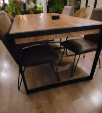 Eettafel mangohout