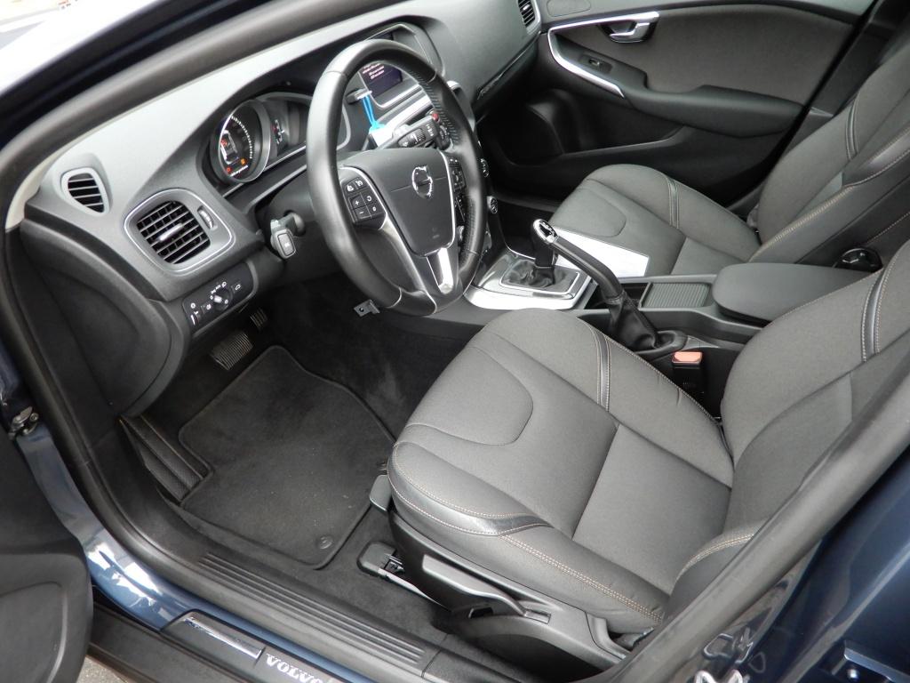 Volvo V40 cross country 1.5 t3 nordic+ | nl auto | lage km stand | dealer o