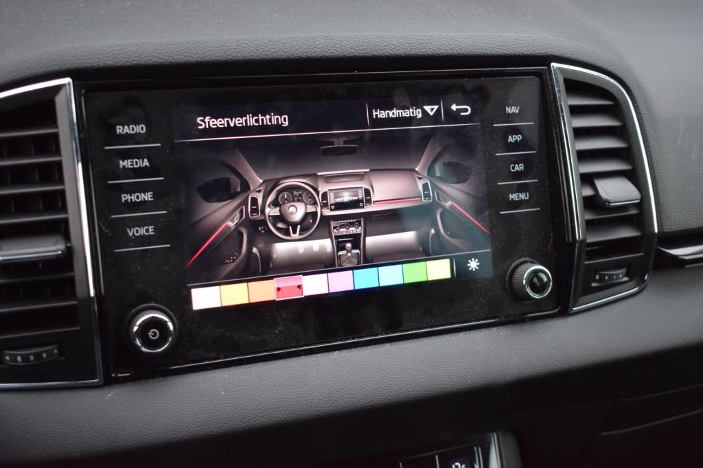 Skoda Karoq 1.5 tsi act sportline | trekhaak | camera | nap | canton | appl