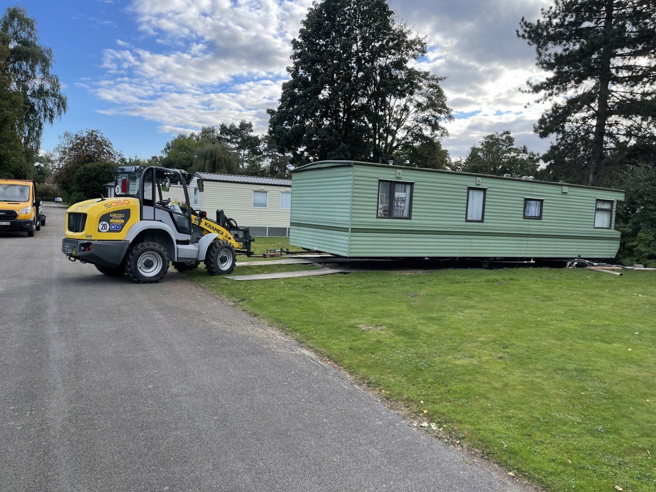 We zijn opzoek naar Caravans/Stacaravans/Campers,,,