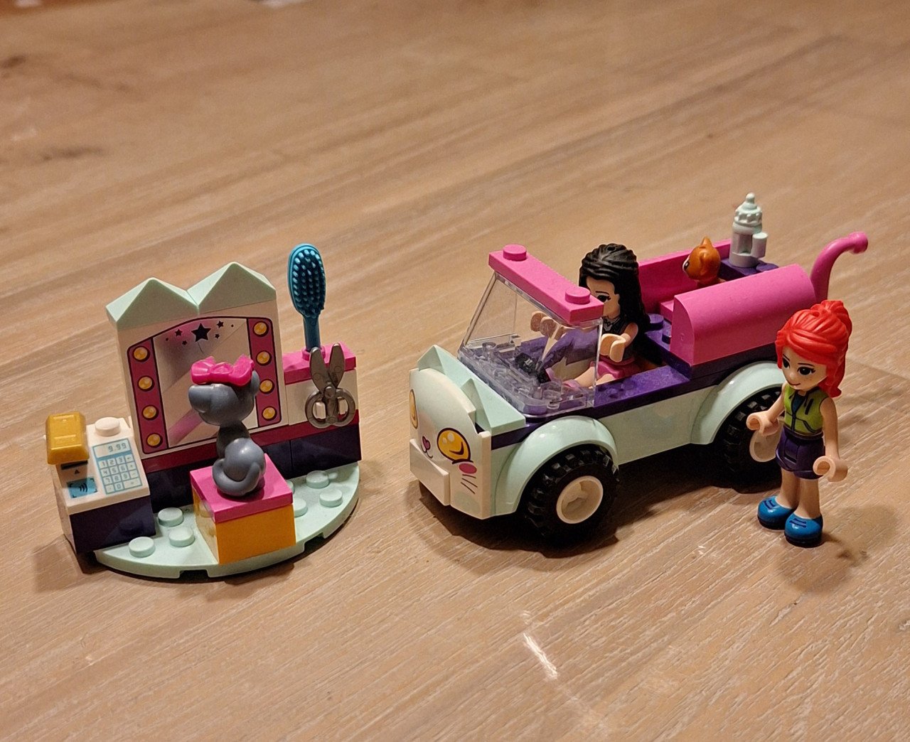 LEGO Friends 41439 Kattenverzorgingsauto met 2 poppetjes, kat en kitten
