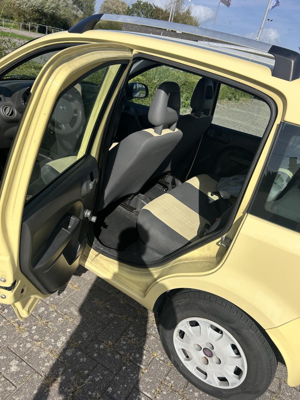 Fiat Panda 1.2 2012 Geel