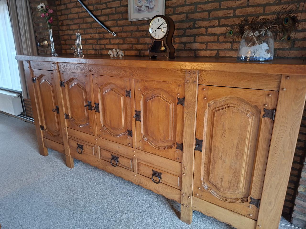 Kast