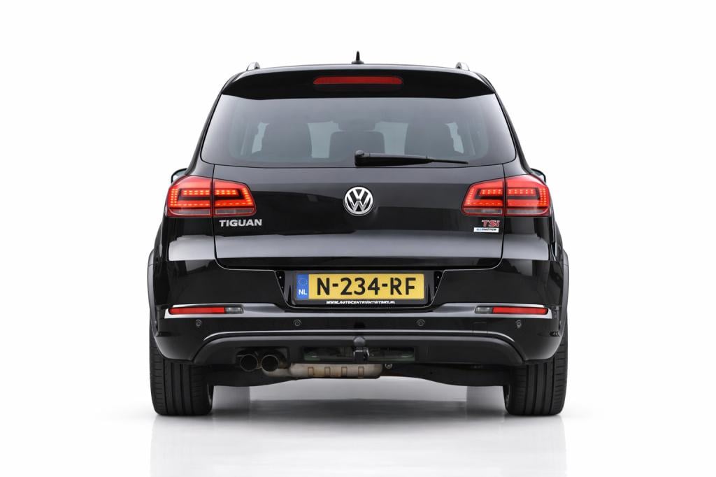 Volkswagen Tiguan 1.4 tsi r-line lm | trekhaak | xenon | led | stoelverwarm