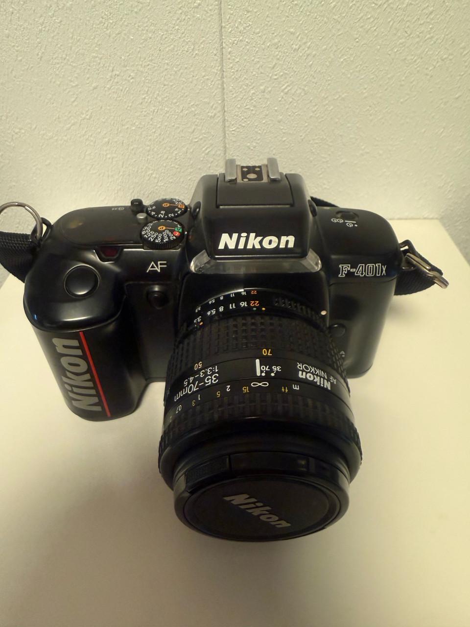 Nikon Camera F401x