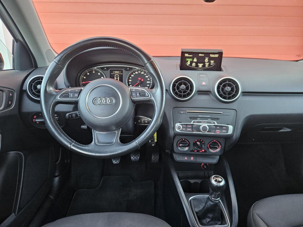 Audi A1 Sportback 1.0 tfsi s-line | cruisec. | bluetooth | navi