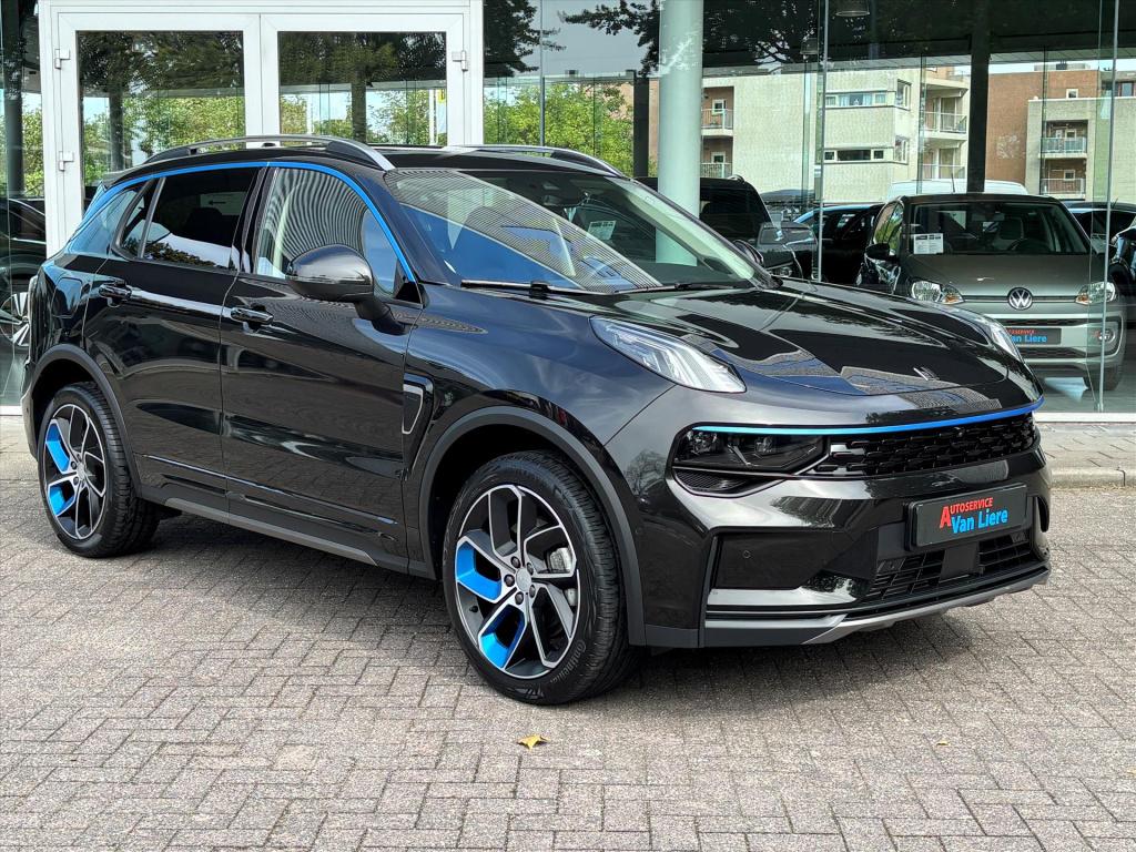 Lynk & Co 01 1.5td 261pk phev 7dcth|360gr camera|infinity sound| schuifdak|