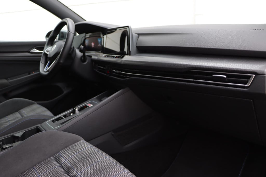 Volkswagen Golf 1.4 tsi ehybrid 245pk dsg6