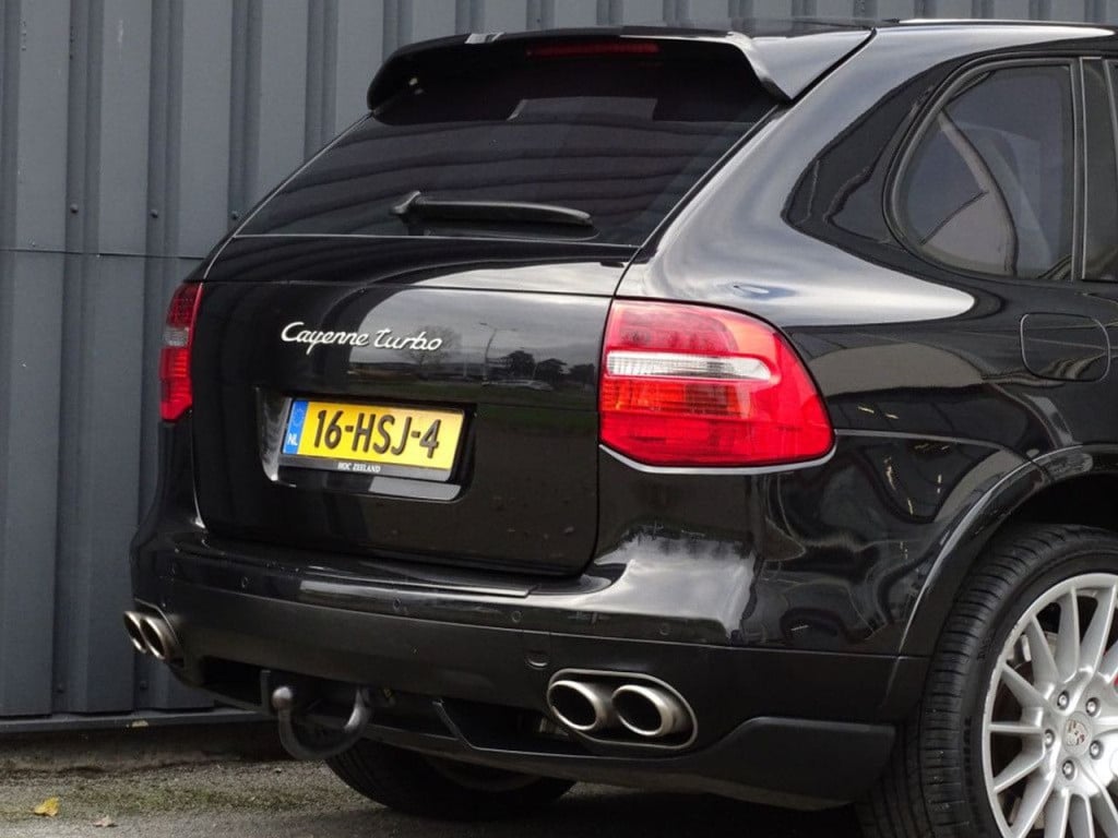 Porsche Cayenne 4.8 turbo 500pk | pano