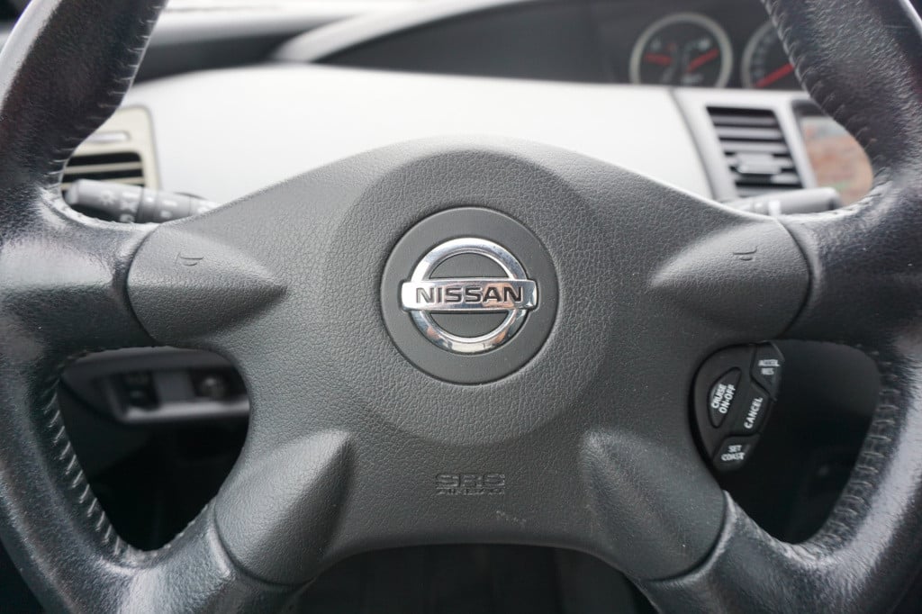 Nissan Primera estate 1.8 tekna airco / navi / elektr. ramen / camera / nap