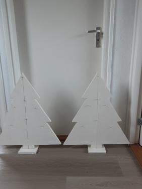 2 Houten Kerstbomen