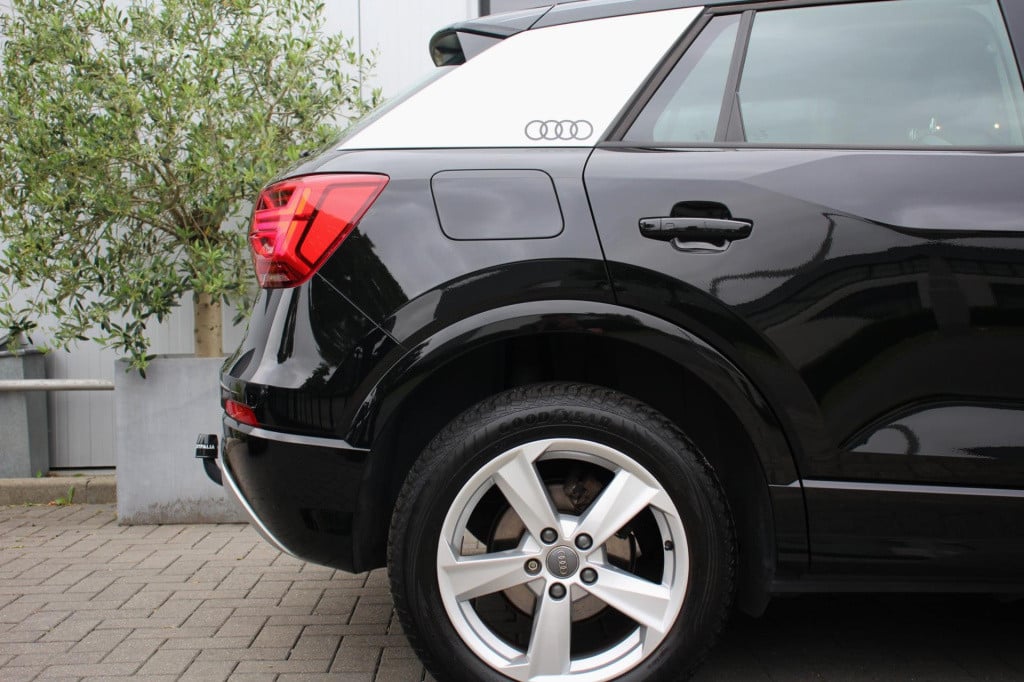 Audi Q2 1.4 tfsi sport - leder - pano - led v&a - trekhaak - navi - audi co