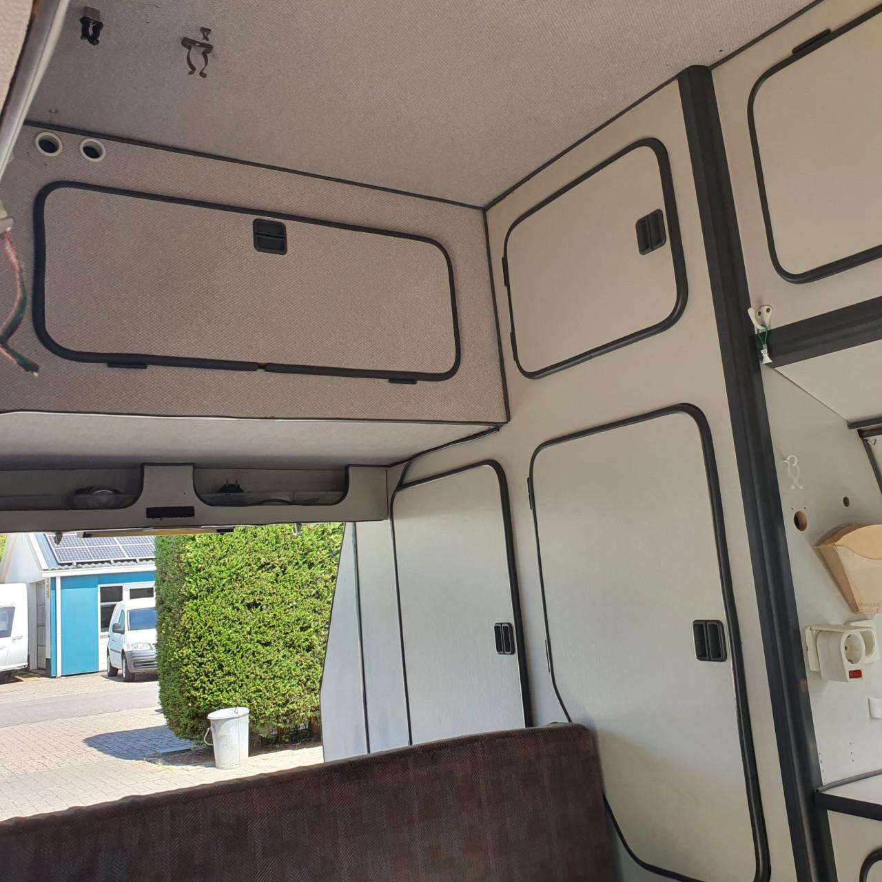 Volkswagen T3 diesel kampeerauto (volledig wegenbelastingvrij)