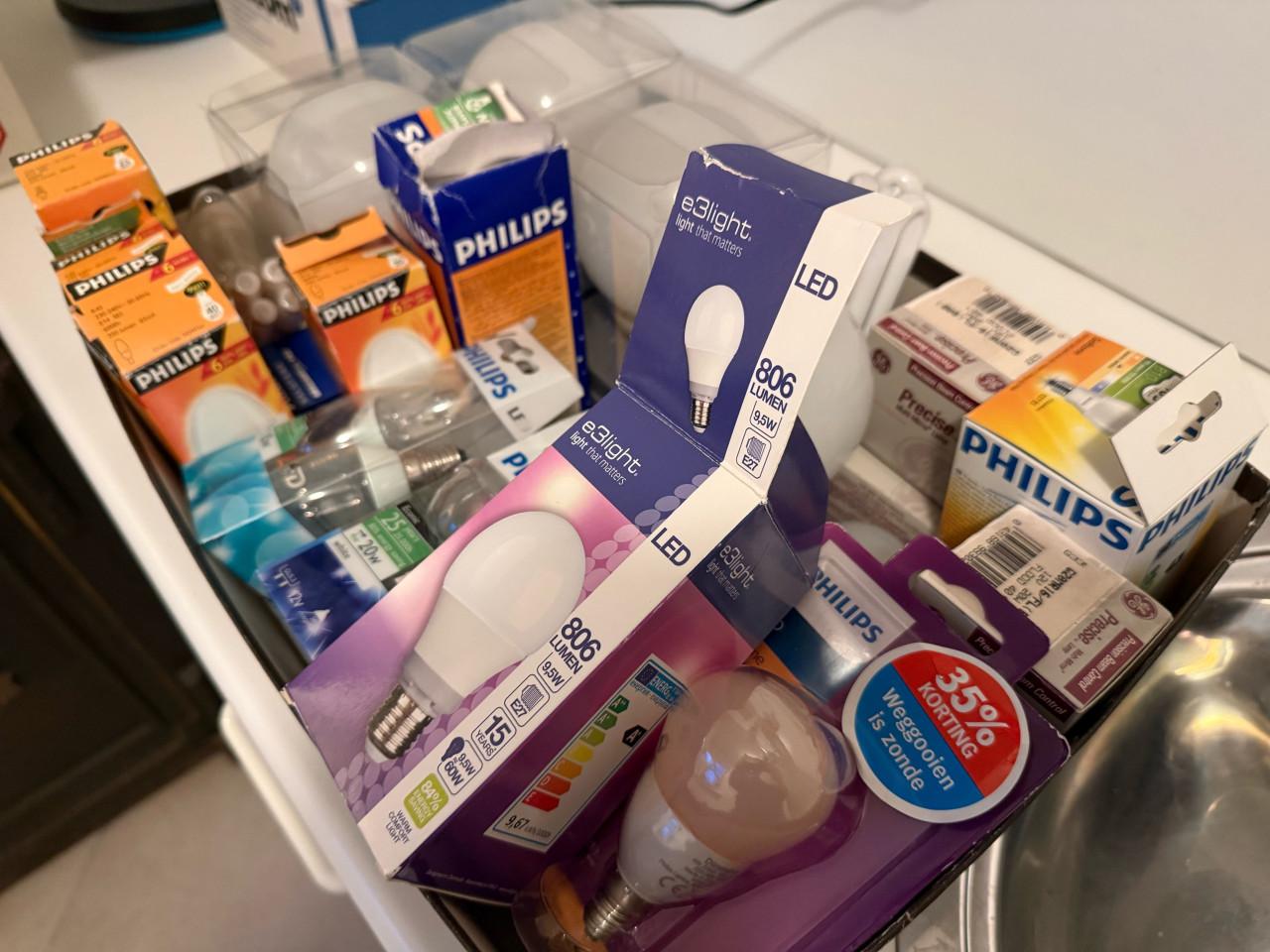 Gratis. LED en Spaarlampen. grote en kleine fitting