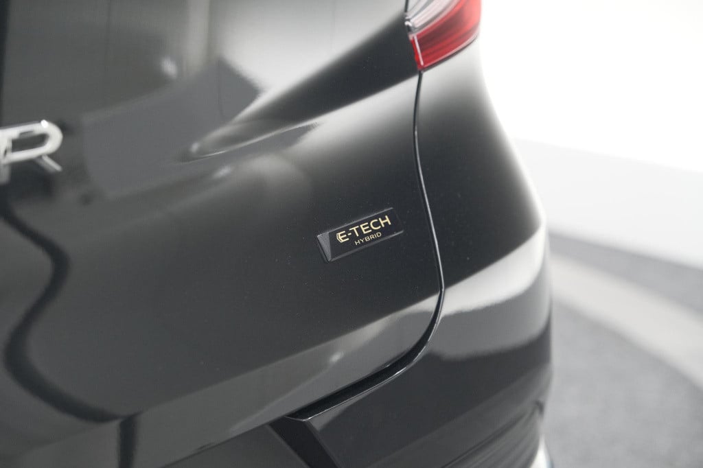 Renault Captur 1.6 e-tech full hybrid 145 techno | pack full screen | camer