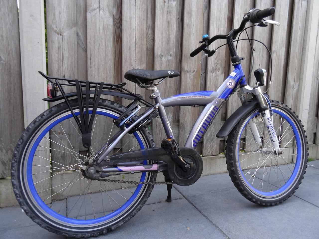 🌿 Batavus Snake Jongensfiets – 22 inch | Blauw/Grijs 💙🩶