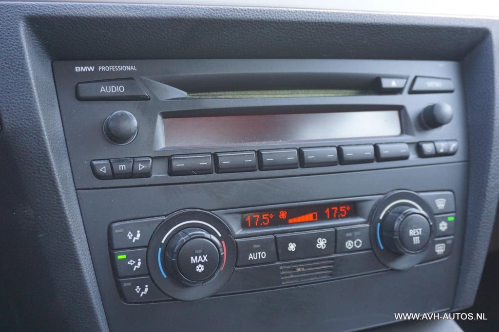 BMW 3-serie 318i high executive