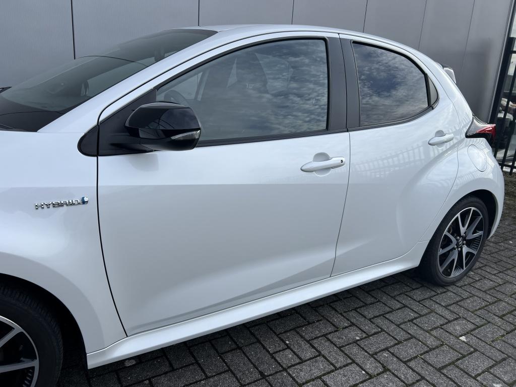 Toyota Yaris 1.5 hyb. executive