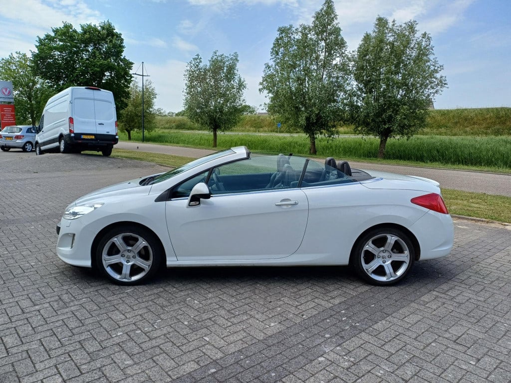 Peugeot 308 cc 1.6 thp feline cabrio coupe