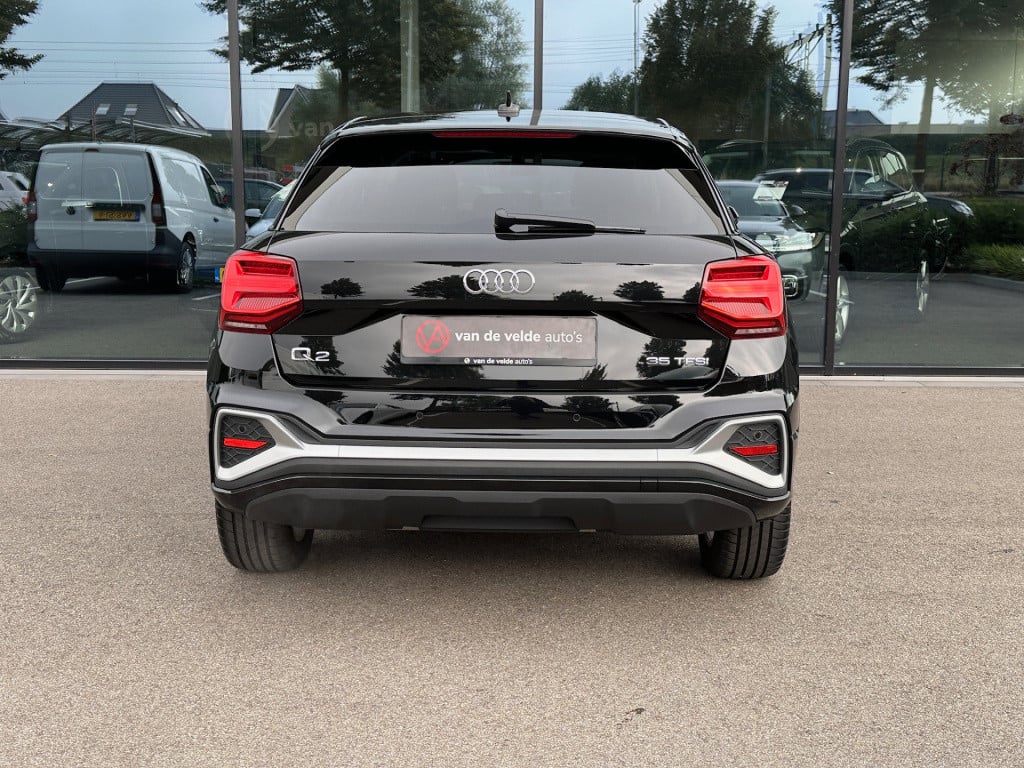 Audi Q2 35 tfsi 150pk s-tronic s-line | virtual cockpit | navigatie | extra