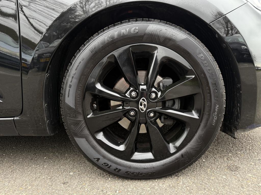 Hyundai I 20 1.2 hp i-motion comfort // black edition //