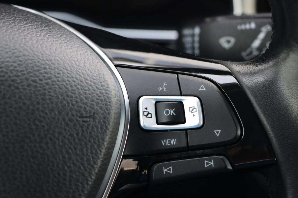 Volkswagen Polo 1.0 tsi highline adaptive | carplay | sensoren