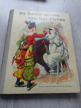 Plaatjes boek bonte droom van het circus