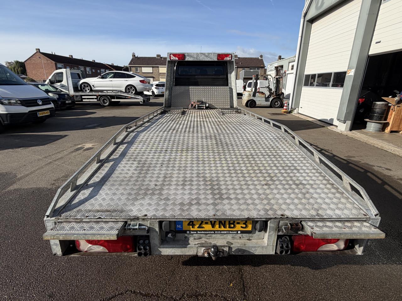 Volkswagen Crafter 2.5 TDI Oprijwagen AUTOMAAT NAP ! ! !
