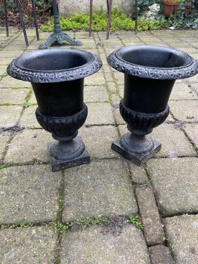 Gietijzeren tuinvazen