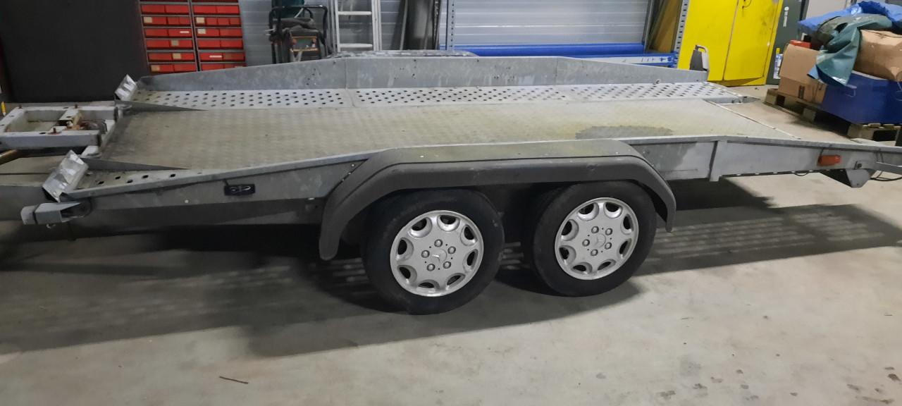 Degelijke Anssems auto ambulance 2000 kg