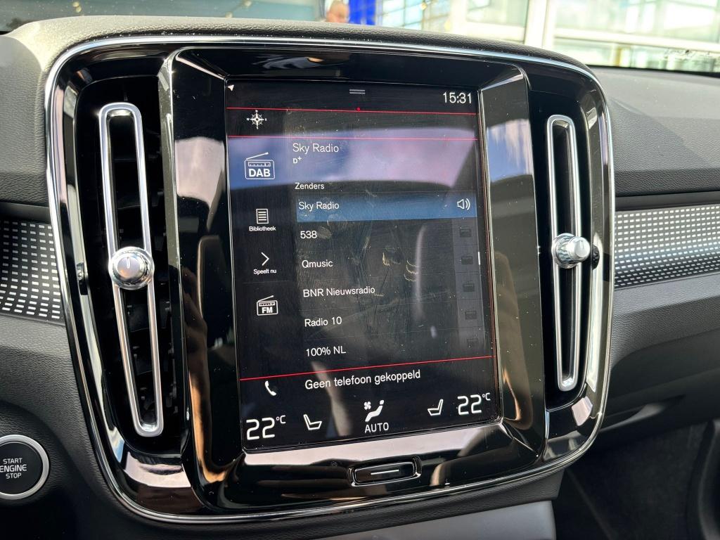 Volvo XC40 t5 262pk recharge r-design| panodak| 360camera| adap.cruise| h&k