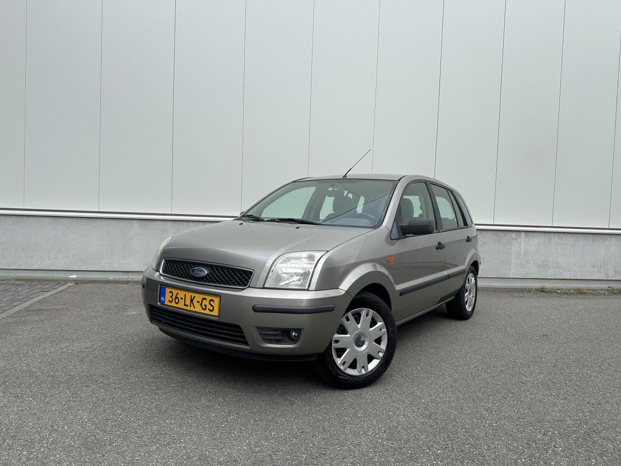 Ford Fusion, 1.4-16V Luxury - Airco / Trekhaak / NAP / APK t/m 04-2027
