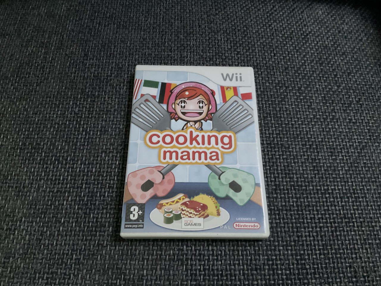 Nintendo Wii + toebehoren en spellen.