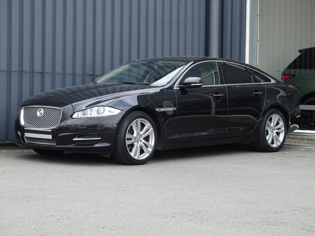 Jaguar Xj 3.0 v6d luxury | dubbel pano | 19"