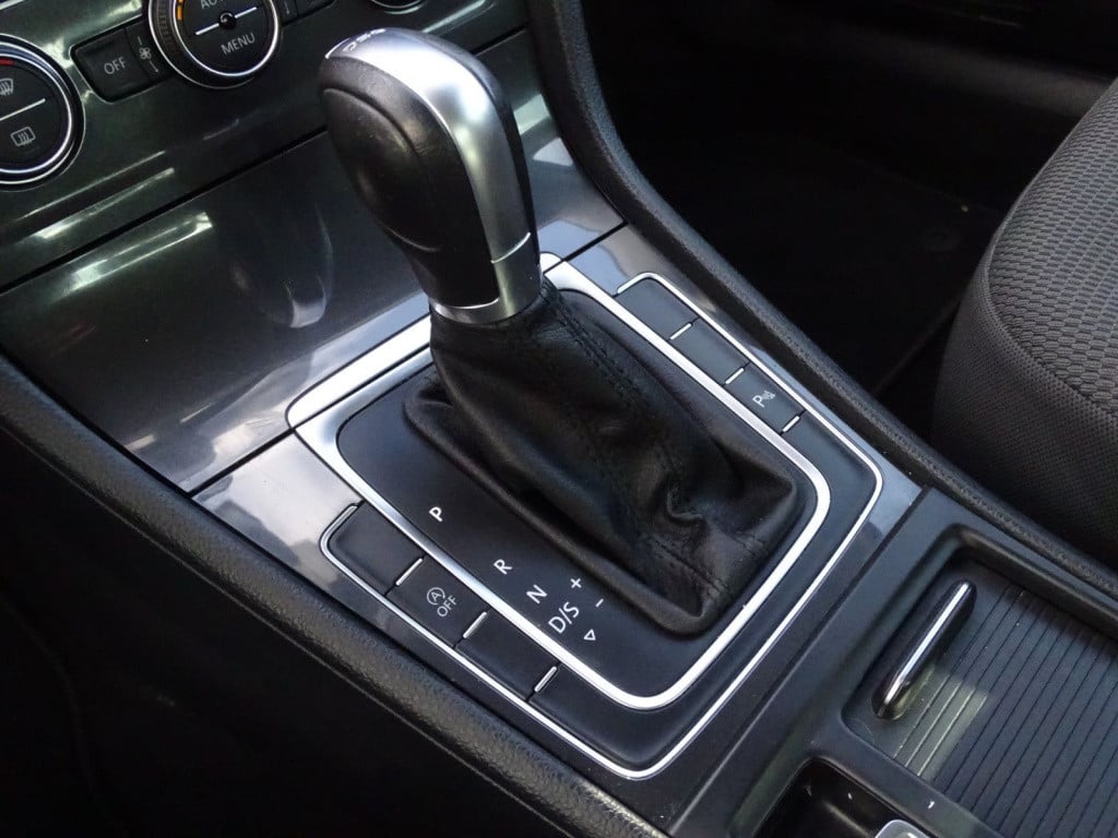 Volkswagen Golf 1.0 tsi comfortline business automaat | carplay | 18"