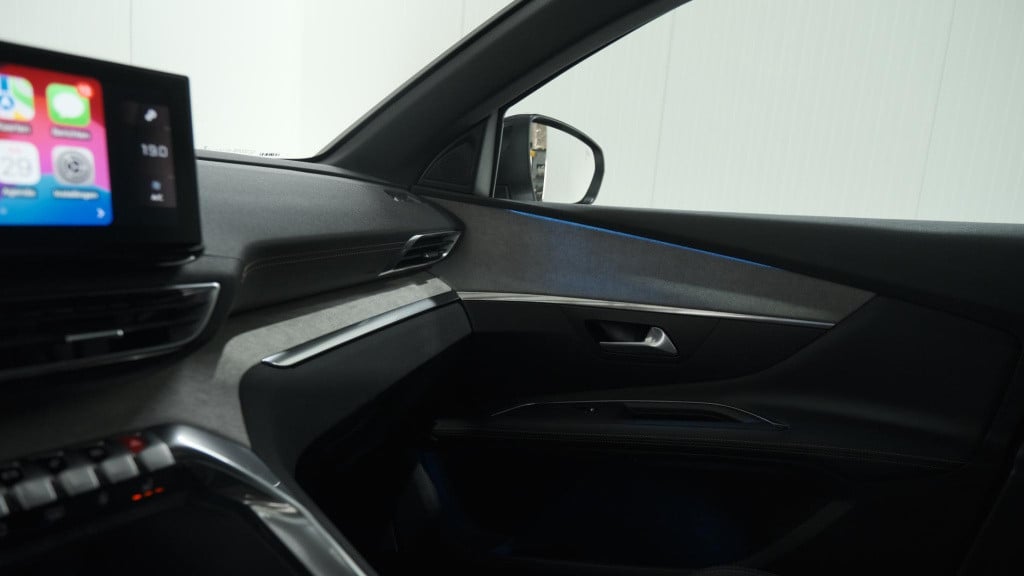 Peugeot 3008 1.6 puretech 180 eat8 gt | trekhaak | camera | dodehoekdetecti